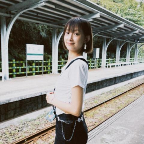 提供slashie發音服務的專家李明芸