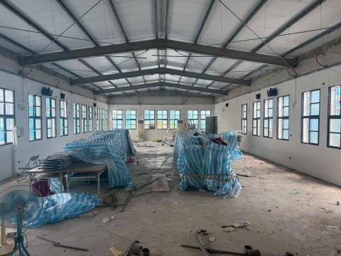 心感覺企業社 - 天花板輕鋼架拆除更換、油漆粉刷、LED平板燈安裝、天花板、電扇、電源及電燈線路拆除更換施工中 心感覺企業社 - 天花板輕鋼架拆除更換、油漆粉刷、LED平板燈安裝、天花板、電扇、電源及電燈線路拆除更換施工中