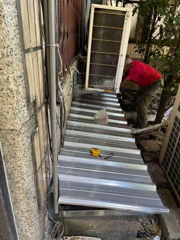 智鑫工程行（鐵工） - 雨遮