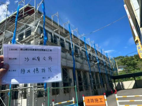 心感覺企業社 - 外牆防水漆施作、落水管施作施工中 心感覺企業社 - 外牆防水漆施作、落水管施作施工中