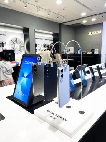 立臻廣告有限公司 - 展示吊架