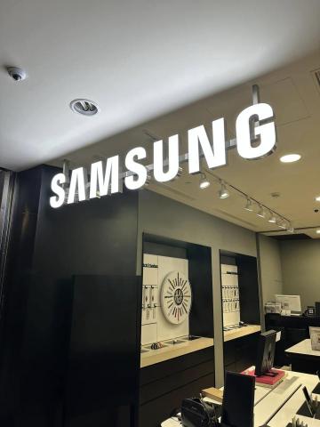 立臻廣告有限公司 - 不鏽鋼無邊燈字
