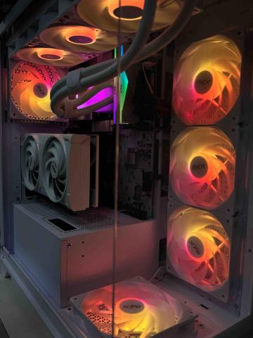 VG電競電腦組裝維修二手買賣 - 