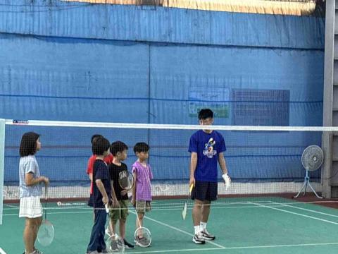 李子佑 - 基層羽球?