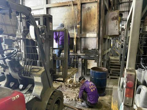 堉峰工程 - 鍋爐打除工程 堉峰工程 - 鍋爐打除工程