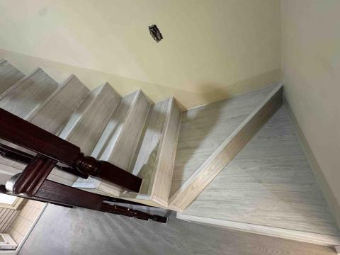 王詠炫 - 樓梯施工