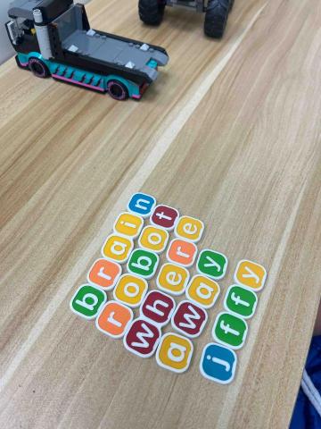 吳思羽 - 英文拼字