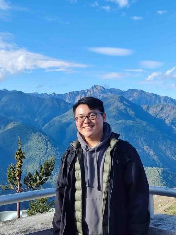 提供54服務的專家林郁宸