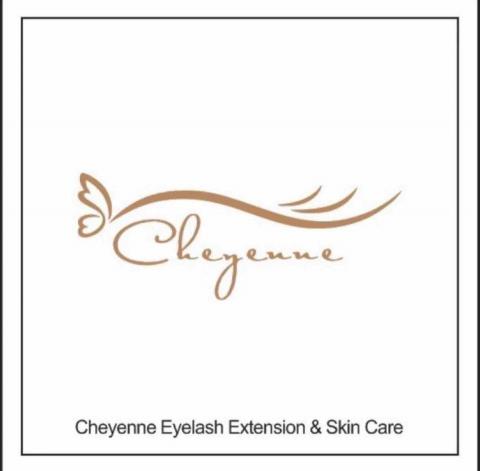 提供眉毛室服務的專家夏安美睫