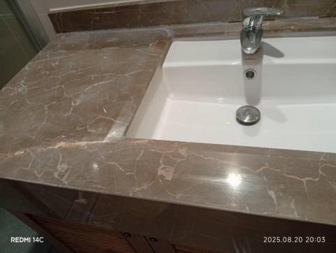 大樹個人清潔 - 第一次粗磨（將白色表層處理掉）