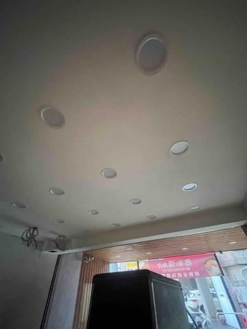 年漆人搞色 - 店面-平釘天花