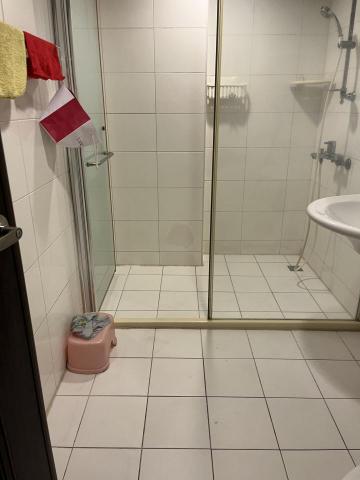 許小姐 - 浴室清潔