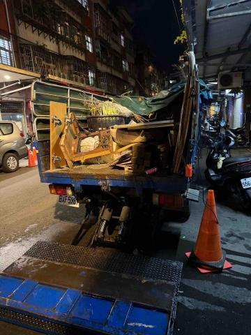 林修德 - 垃圾清運