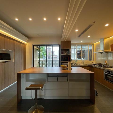 提供360pro達人網服務的專家翔龍設計 湯鎮達