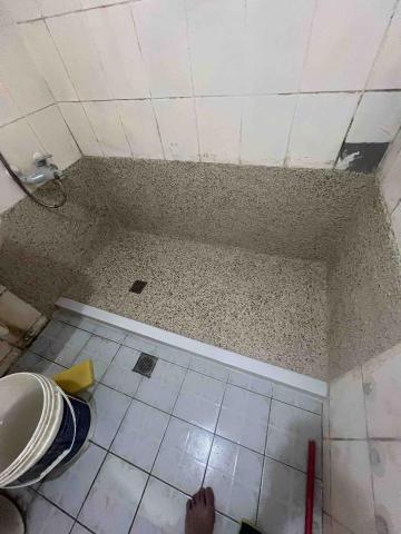 順富工程行（居家修繕》 - 浴缸部分抿石完工