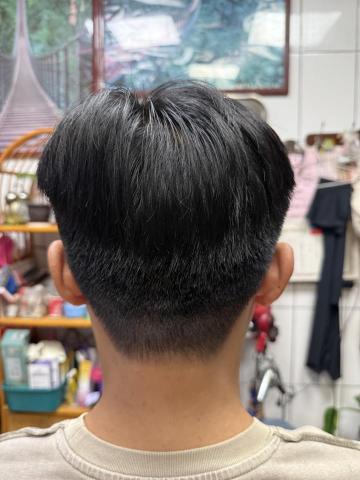 艾斯剪髮 - 男士剪髮