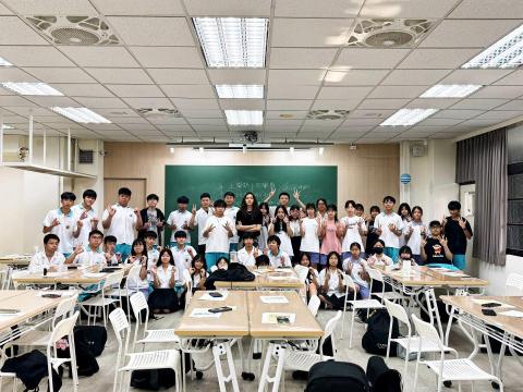 你我音樂工作室/TJ子杰老師 - 吉他社指導老師 你我音樂工作室/TJ子杰老師 - 吉他社指導老師