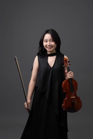 Cora 張仲薇小提琴教學/表演🎻 - 形象照