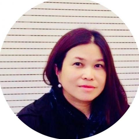 提供刻印印章服務的專家LiliaWu英中同傳_會議/培訓/工廠參訪/旅遊隨行