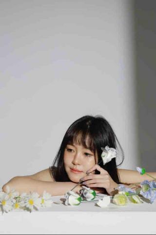 周怡妗 - 個人寫真