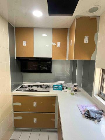 佳昇鋁門窗 - 追加烤漆玻璃