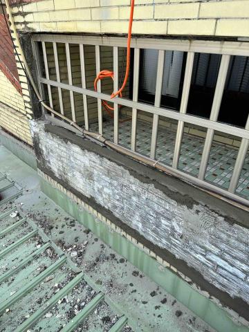 葳彩塗裝 - 磁磚掉落修復