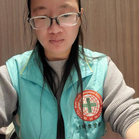 提供芳療師服務的專家夜之萱健康管理