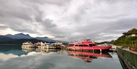 包車旅遊 - 日月潭