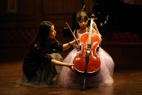 高雄大提琴 陳老師 - 最小1年級可以開始學大提琴