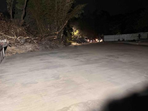 耀築企業社 社團：水泥地鋪設 - 水泥灌漿地坪拉毛