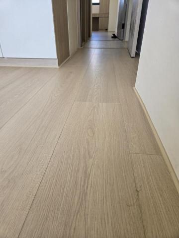 腳踏實木地板 - 台北市安和路木地板