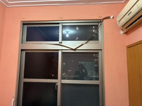 周文翔 - 窗簾安裝上牆前 周文翔 - 窗簾安裝上牆前