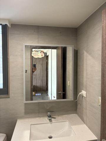 周文翔 - 鏡櫃安裝上牆 周文翔 - 鏡櫃安裝上牆