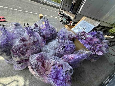 宥成 - 乾燥花打包