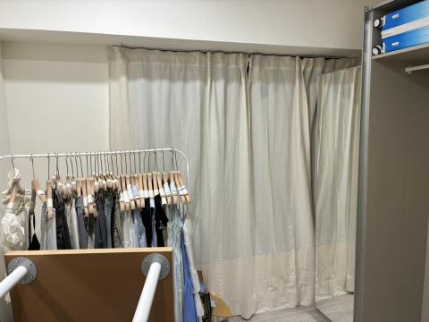 周文翔 - 窗簾安裝上牆 周文翔 - 窗簾安裝上牆