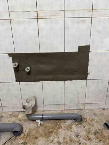 郭冠廷 - 櫥櫃冷熱水管移位