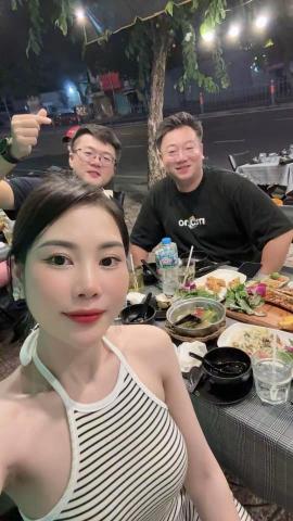 周佑昇 - 到胡志明旅遊學生熱情款待♥️