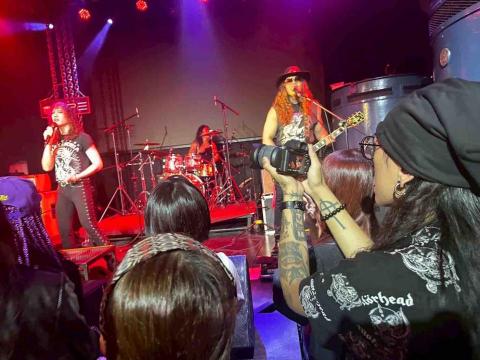 謝瑞祥 - 樂團拍攝紀錄側拍