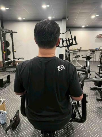 Bill比爾 - 指導學生練背過程