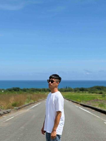 提供賺錢工作服務的專家洪宇佑