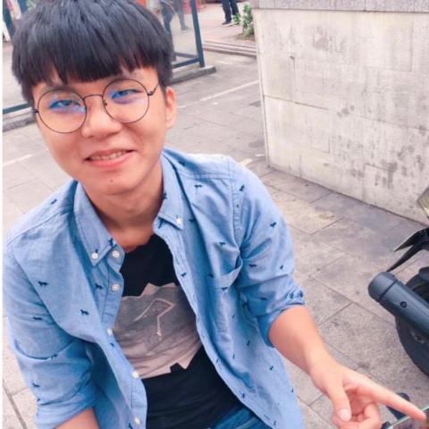 提供cpr步驟服務的專家Gong Weijie