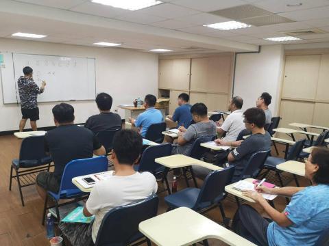 周佑昇 - 感謝補習班學生免費提供場地?