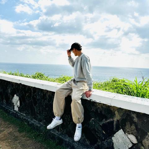 提供工作服訂做服務的專家游承翰