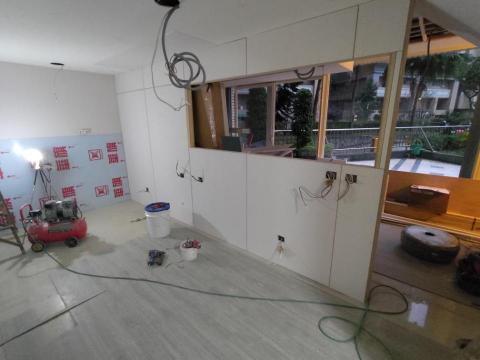 吳冠霖 - 燈具開孔、安裝，隔間電路配置