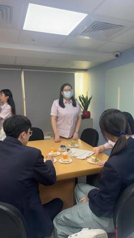 冠優聯合稅務記帳士事務所 - 上班時間可以吃點心?