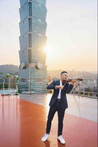 提供連續印章服務的專家全國學生音樂比賽特優第一名指導教師/亞青樂團首席