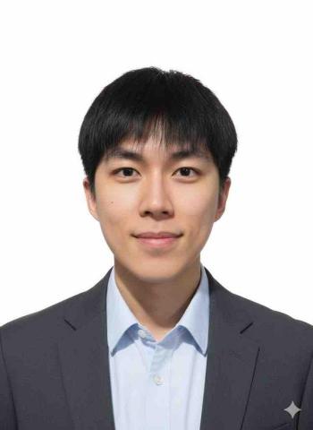 提供n4自學服務的專家Alex Hsu