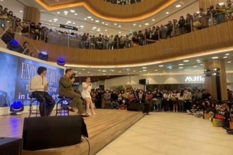 Ruby Lee 中日文主持口譯 - 日本藝人 放浪兄弟 EXILE AKIRA(黑澤良平) 
 TALK SHOW 訪談 中日主持&
 師弟 BALLISTIK BOYZ from EXILE TRIBE  新專輯 【Back & Forth】發售紀念粉絲活動 中日主持 Ruby Lee 中日文主持口譯 - 日本藝人 放浪兄弟 EXILE AKIRA(黑澤良平) 
 TALK SHOW 訪談 中日主持&
 師弟 BALLISTIK BOYZ from EXILE TRIBE  新專輯 【Back & Forth】發售紀念粉絲活動 中日主持