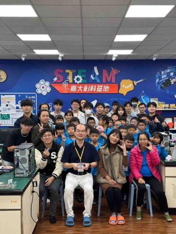 王紀融 - 第二次協助老師