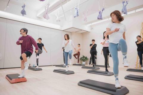 優閤瑜珈空間工作室 - 階梯有氧 團課體驗2堂$699